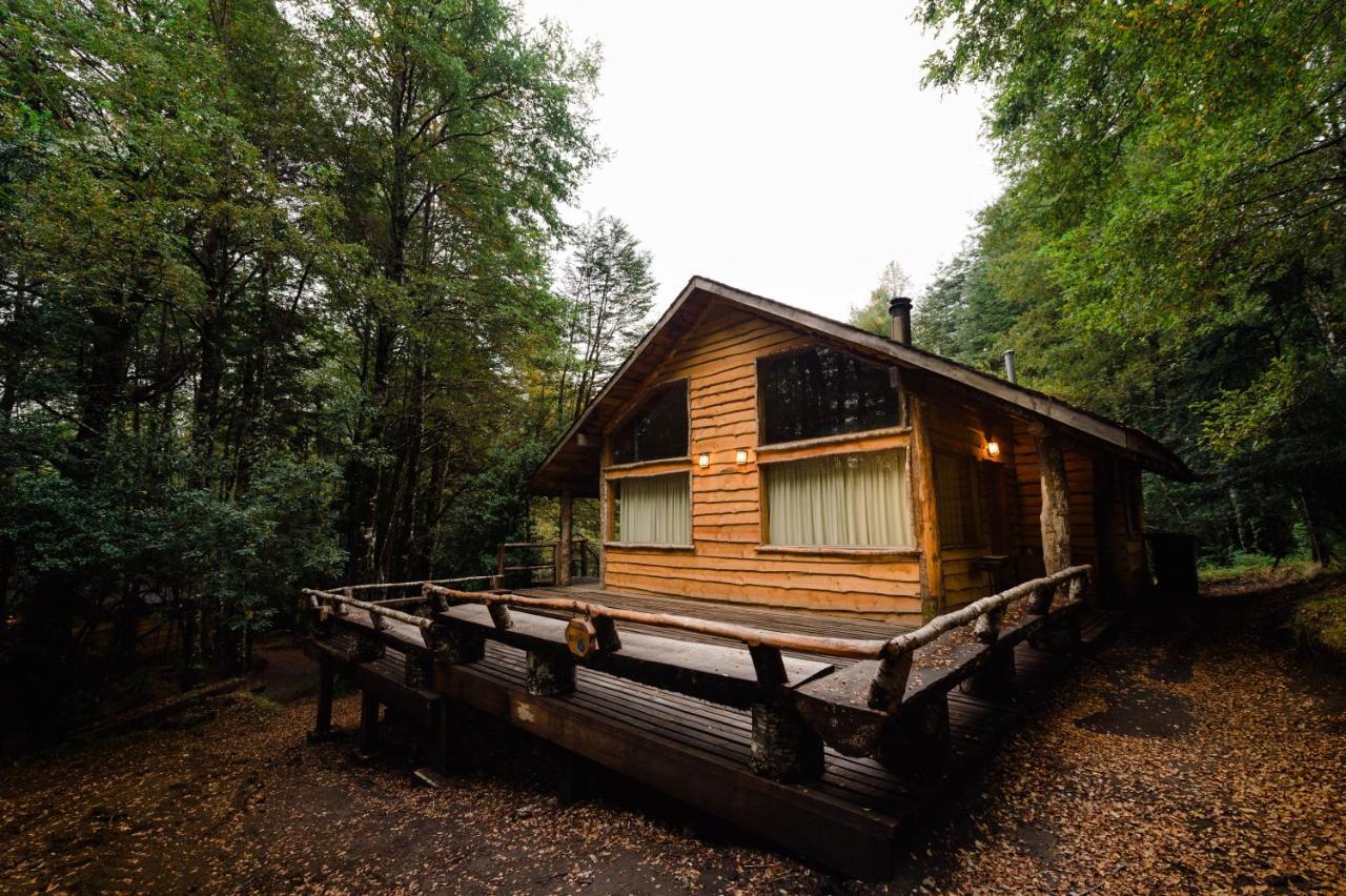 Huilo Huilo Cabañas del Bosque Puerto Fuy Exterior foto